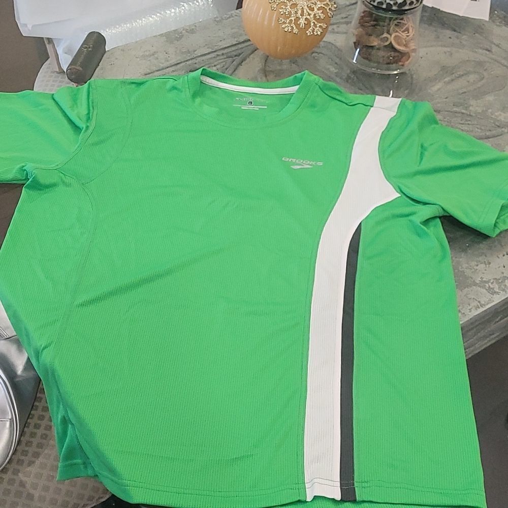 brooks Athletic Shirt New